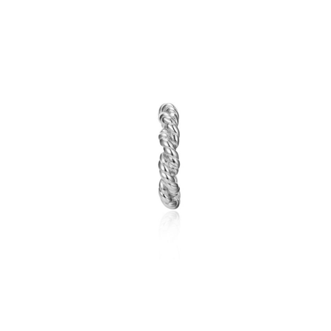 Stříbrný ear cuff