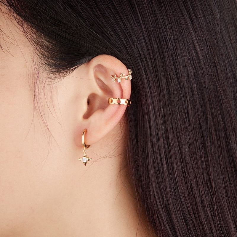 Zlatý ear cuff
