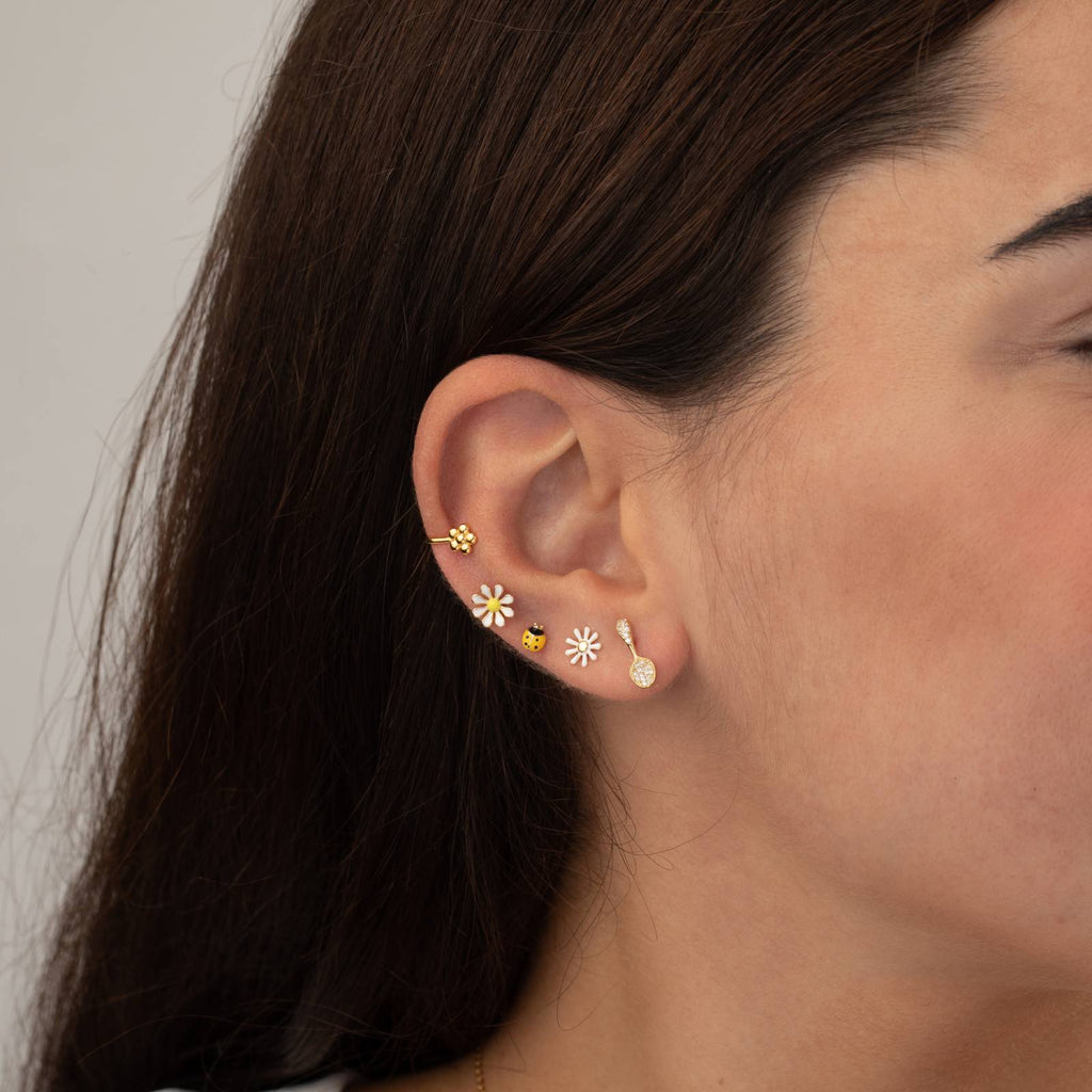 Zlatý ear cuff květ