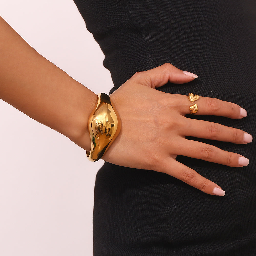 Pozlacený náramek Bangle