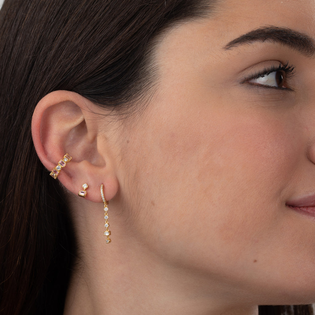 Pozlacený ear cuff s bílými zirkony
