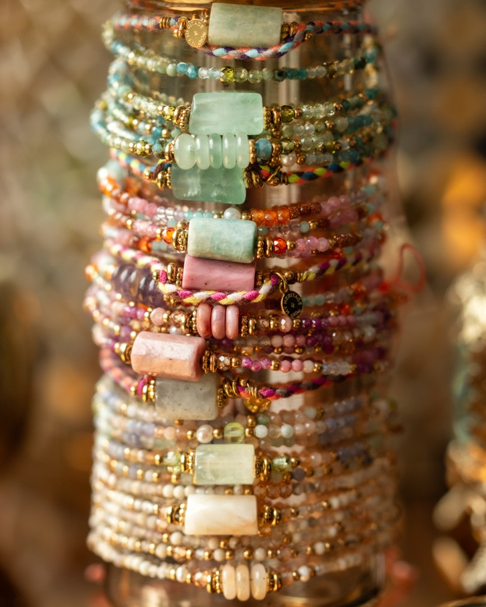 Bracelet mixed gemstones with one big prenite HT