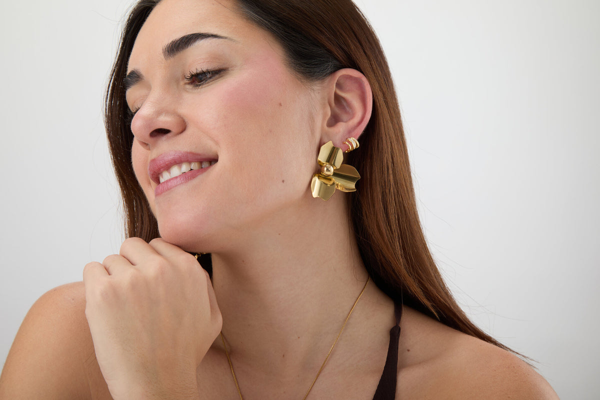 Long Steel Earring - Flower - 42 mm - Gold Color