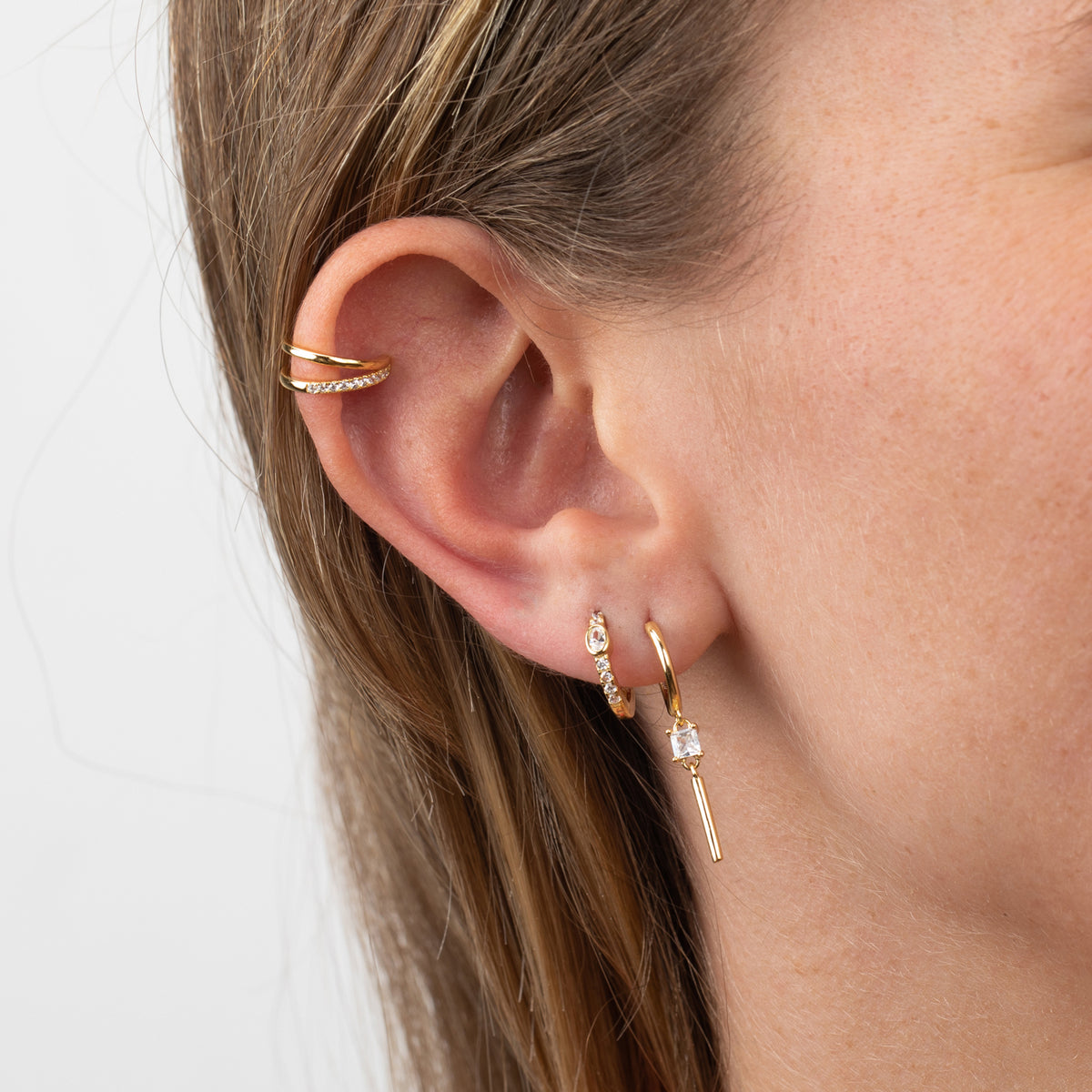Zirconia Earring - Earcuff  - Gold Plated - White Zirconia